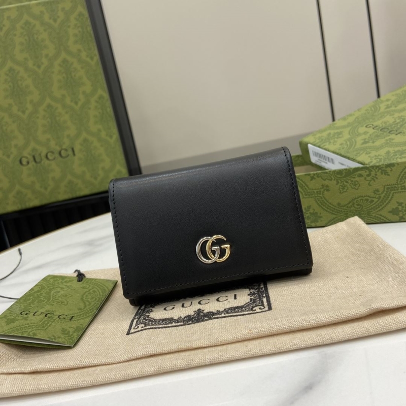 G*u*i wallets & purse